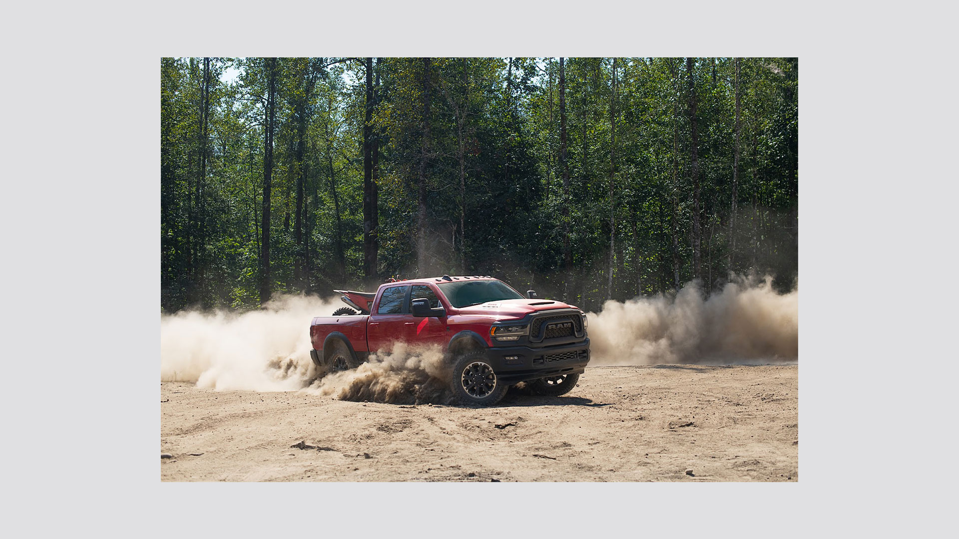 Photo Ram Truck 1 in the sand