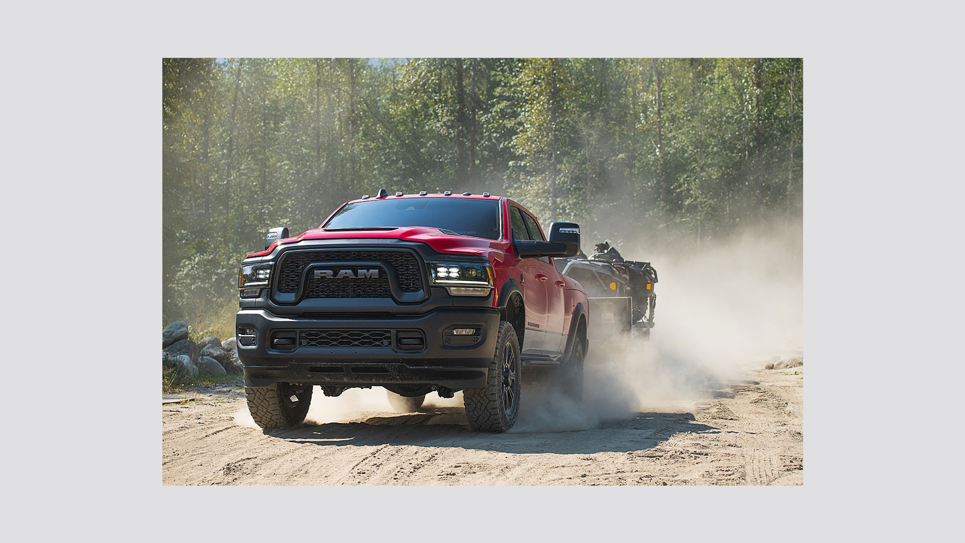 Photo Ram Truck 2 in the sand