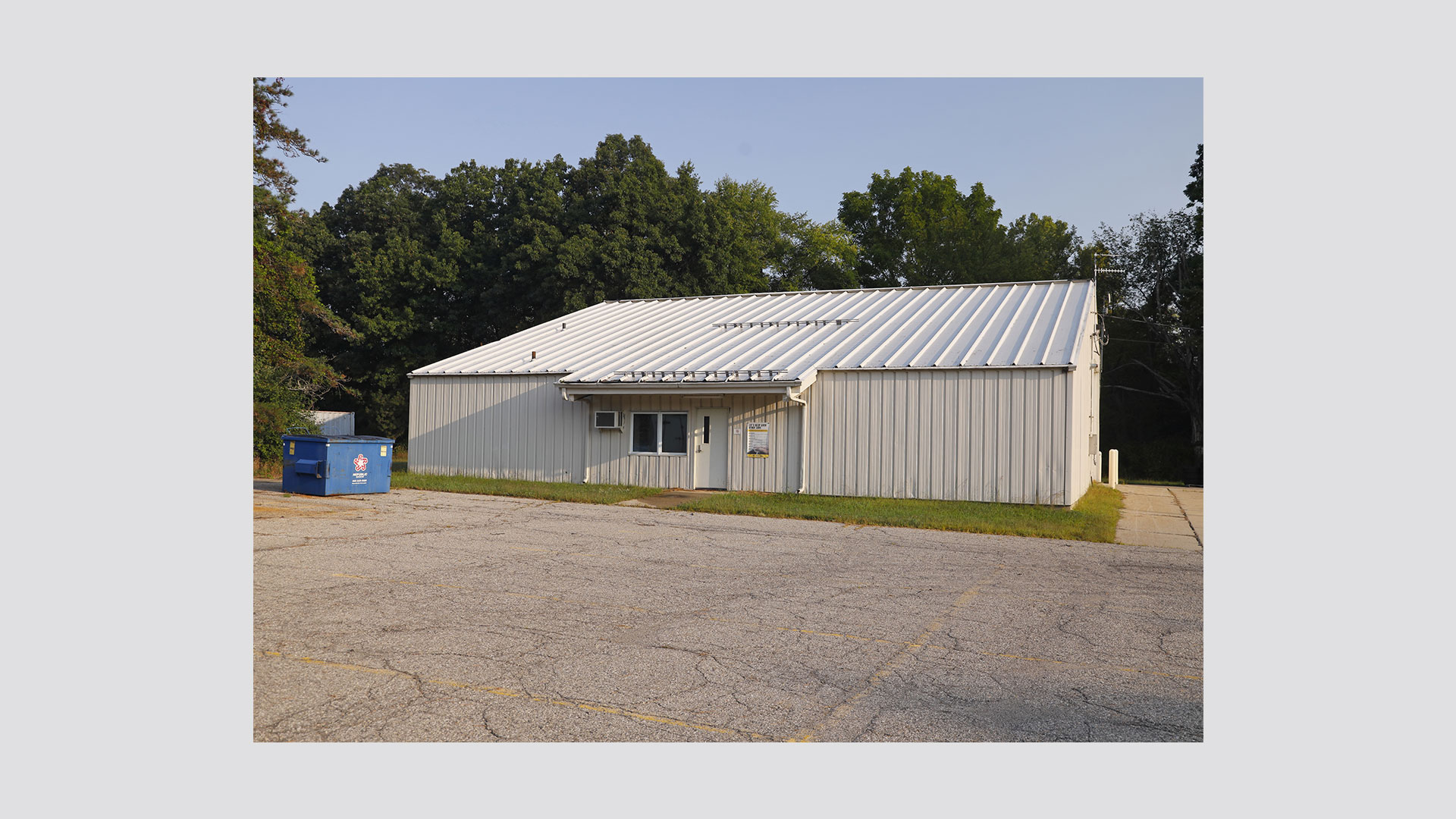 Image of Defense Building external view