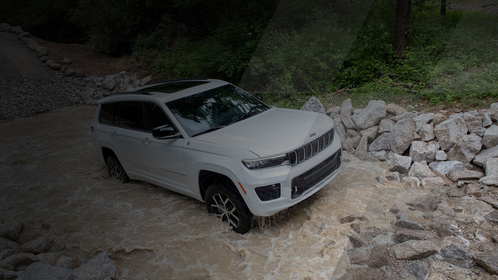 Photo of car on the East Off Road